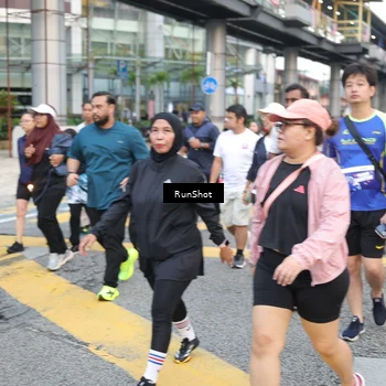 Runner Photo 4506810
