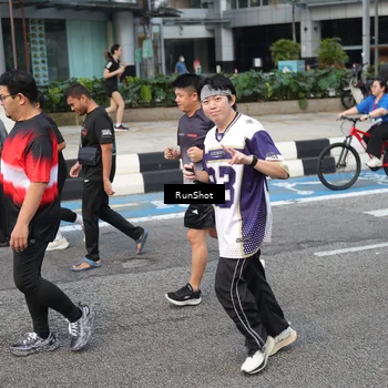 Runner Photo 4506847