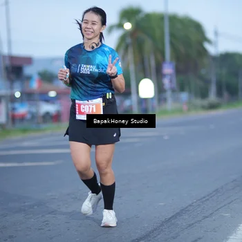 Runner Photo 4506862