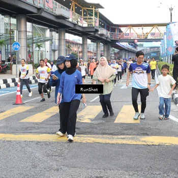 Runner Photo 4507012