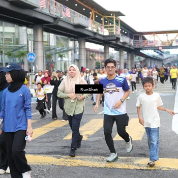 Runner Photo 4507337