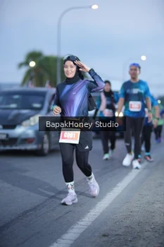 Runner Photo 4507379