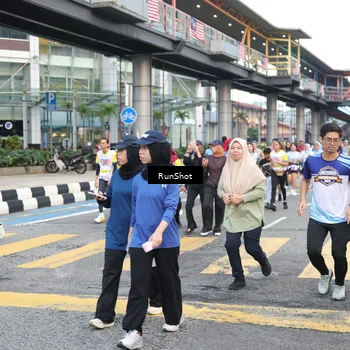 Runner Photo 4507389