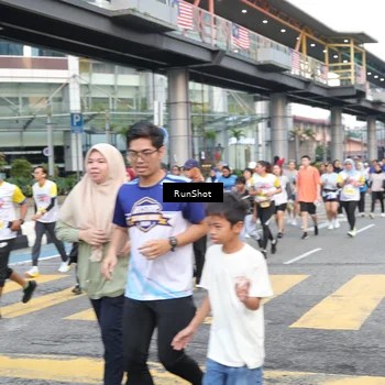Runner Photo 4507467