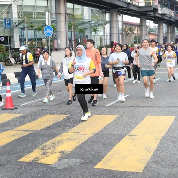 Runner Photo 4507511