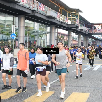 Runner Photo 4507515