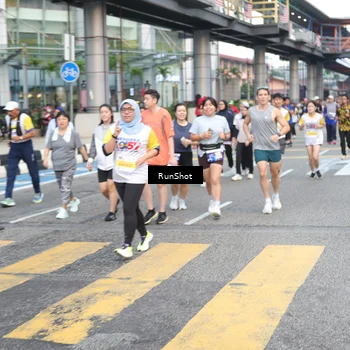 Runner Photo 4507585