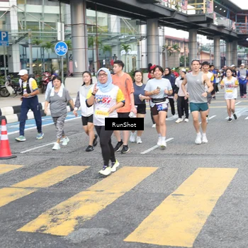 Runner Photo 4507587