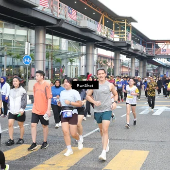 Runner Photo 4507636