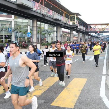 Runner Photo 4507767