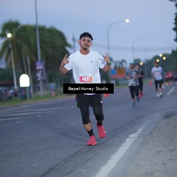Runner Photo 4507826