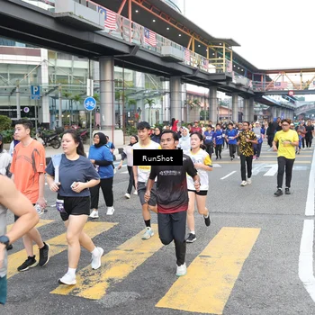 Runner Photo 4507898