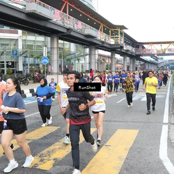 Runner Photo 4507910