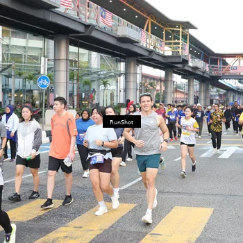 Runner Photo 4508004