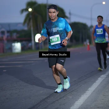Runner Photo 4508172