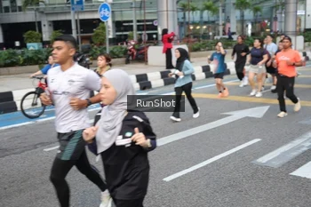 Runner Photo 4508174