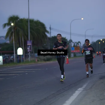 Runner Photo 4508215