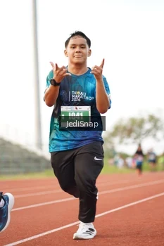 Runner Photo 4508218