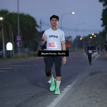 Runner Photo 4508274