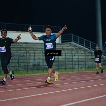 Runner Photo 4508360