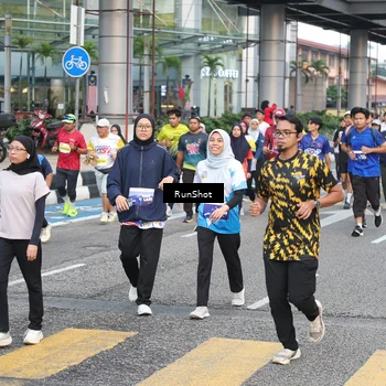 Runner Photo 4508364