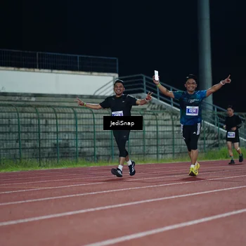 Runner Photo 4508372