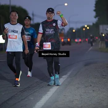 Runner Photo 4508434