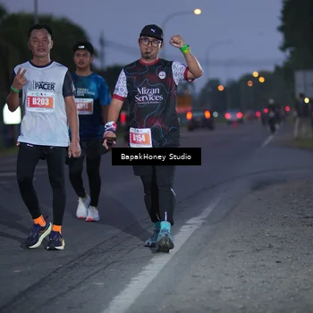 Runner Photo 4508437
