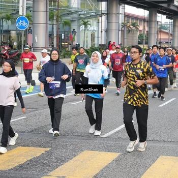 Runner Photo 4508444
