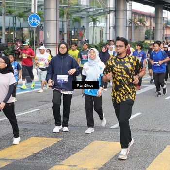 Runner Photo 4508473