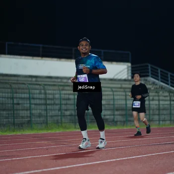 Runner Photo 4508495