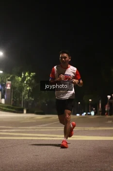 Runner Photo 4508613