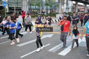 Runner Photo 4508659