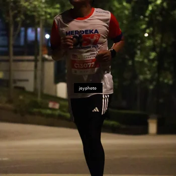 Runner Photo 4508673