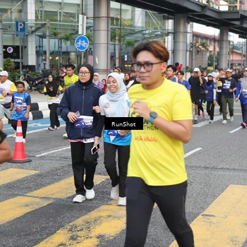 Runner Photo 4508702