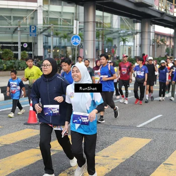Runner Photo 4508744