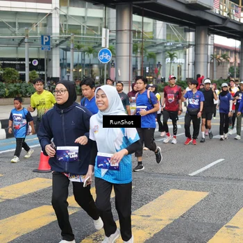Runner Photo 4508757