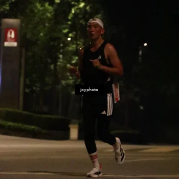 Runner Photo 4508812