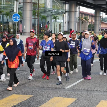 Runner Photo 4509098