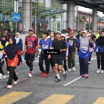 Runner Photo 4509135
