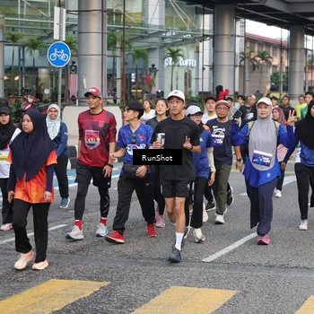 Runner Photo 4509142