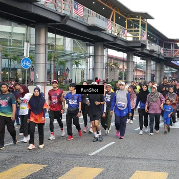 Runner Photo 4509149