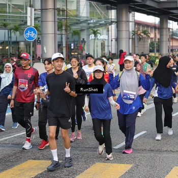 Runner Photo 4509335