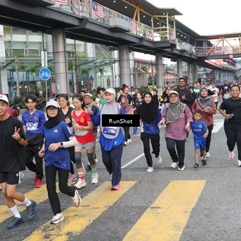 Runner Photo 4509368