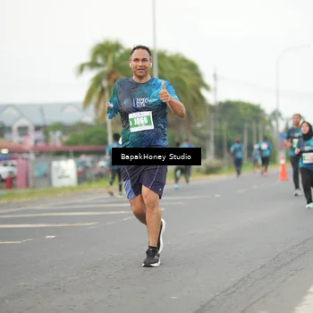 Runner Photo 4509417