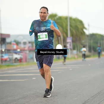 Runner Photo 4509423