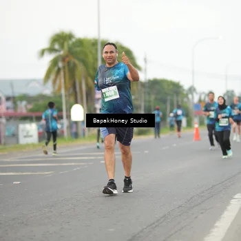 Runner Photo 4509424