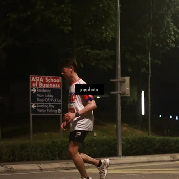Runner Photo 4509435