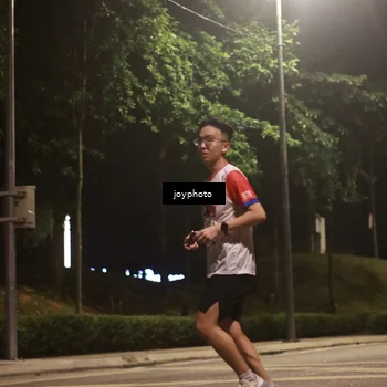 Runner Photo 4509474