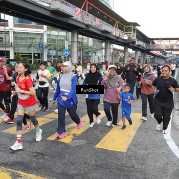 Runner Photo 4509475